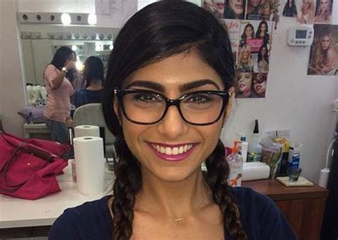 mia califa xxx|Mia Khalifa: Sexy Lebanese Porn Star Videos 